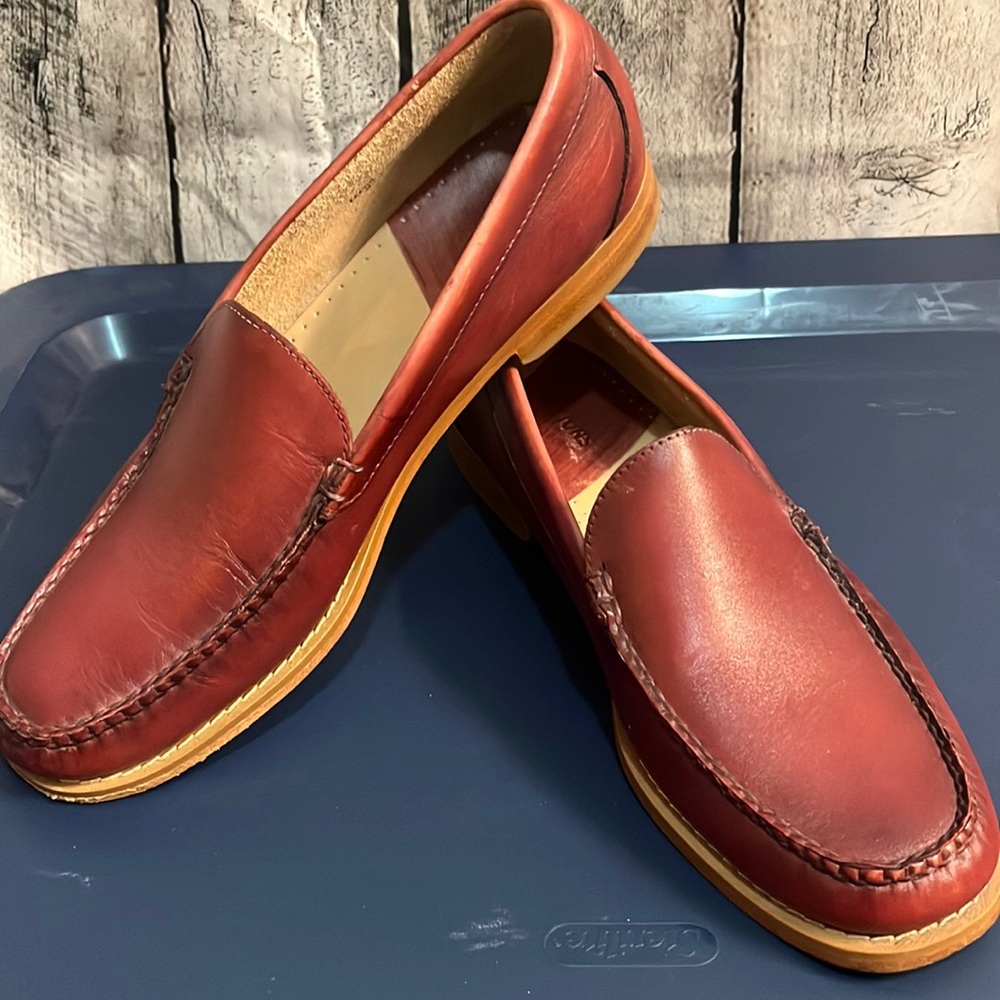 WeeJuns GH Bass & Co. Men’s loafers size 11, red brown